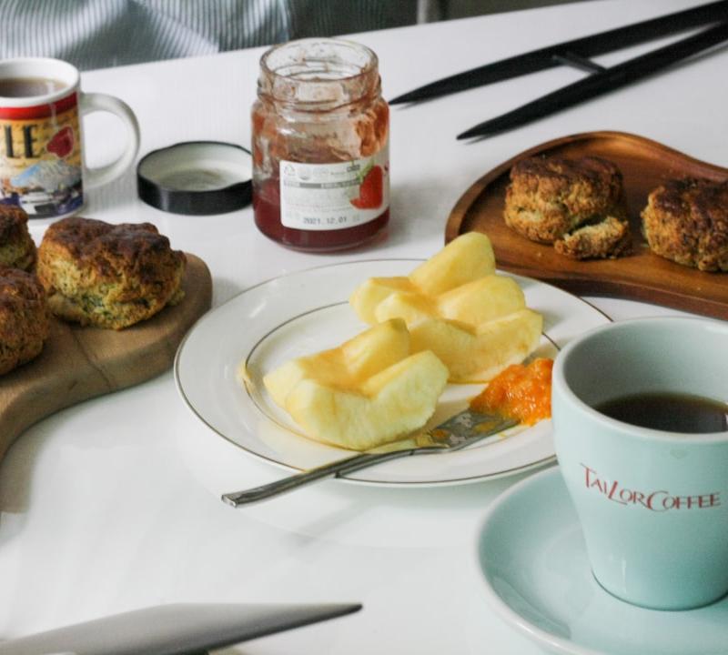 Clotted Cream Scones with Jam & Fruit