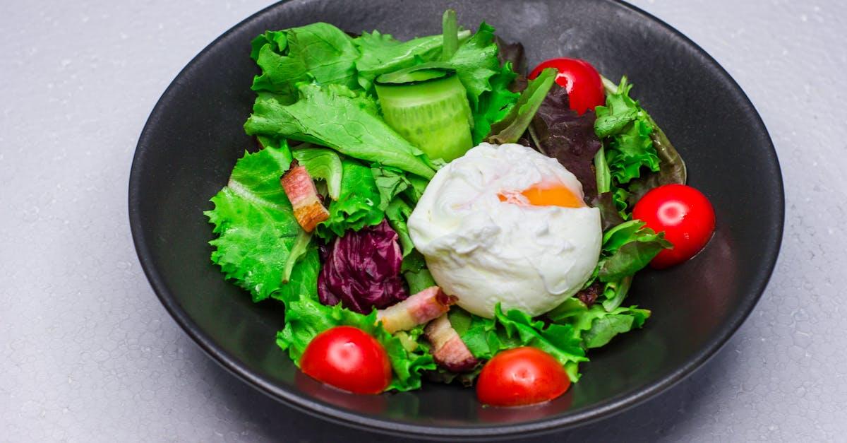 Cobb Salad with Chicken, Bacon & Avocado