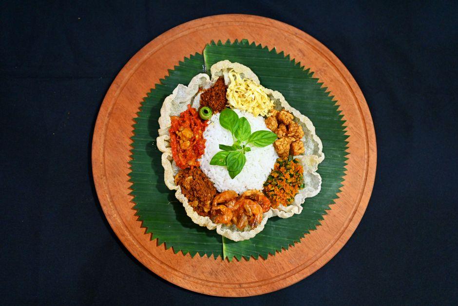 20-Min Coconut Shrimp Vatapá with Rice