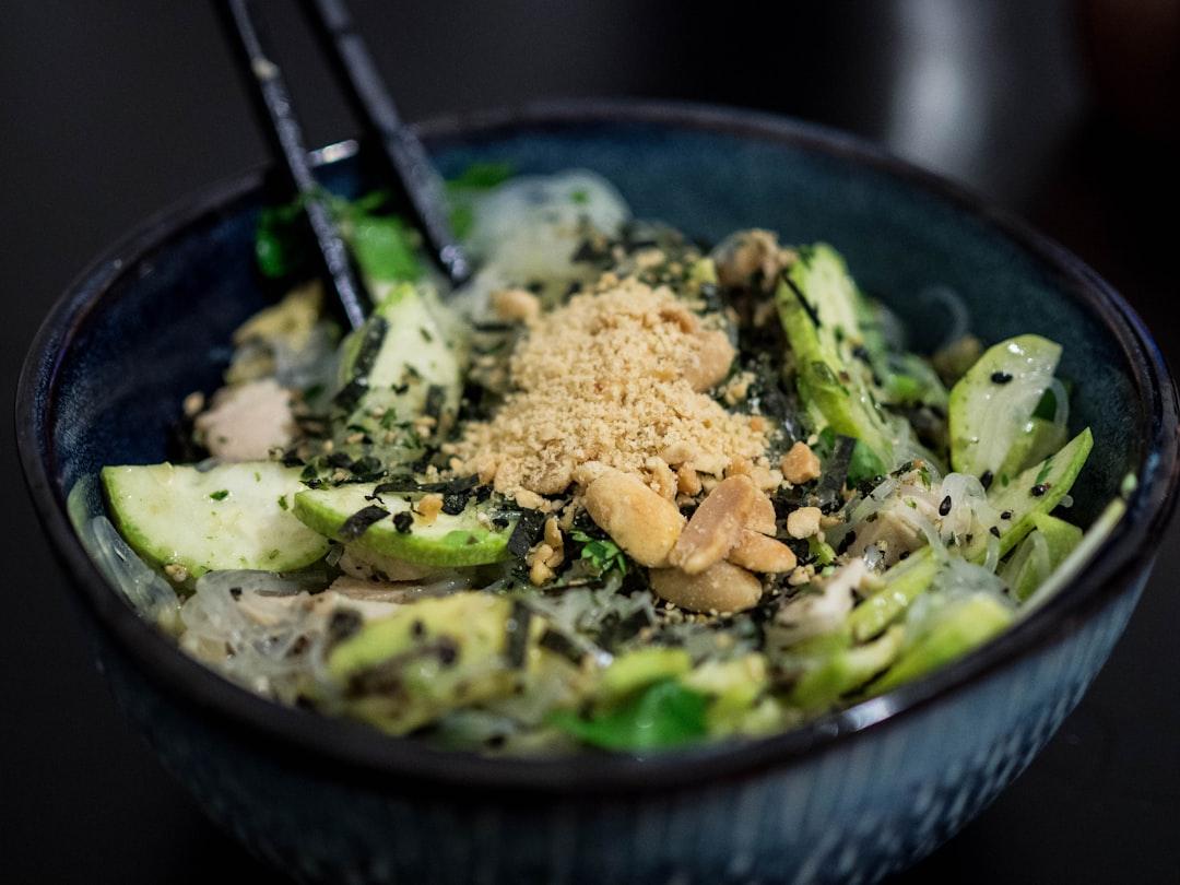 Cold Sesame Ginger Soba Bowl