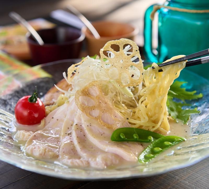 Cold Somen with Chicken & Crispy Lotus
