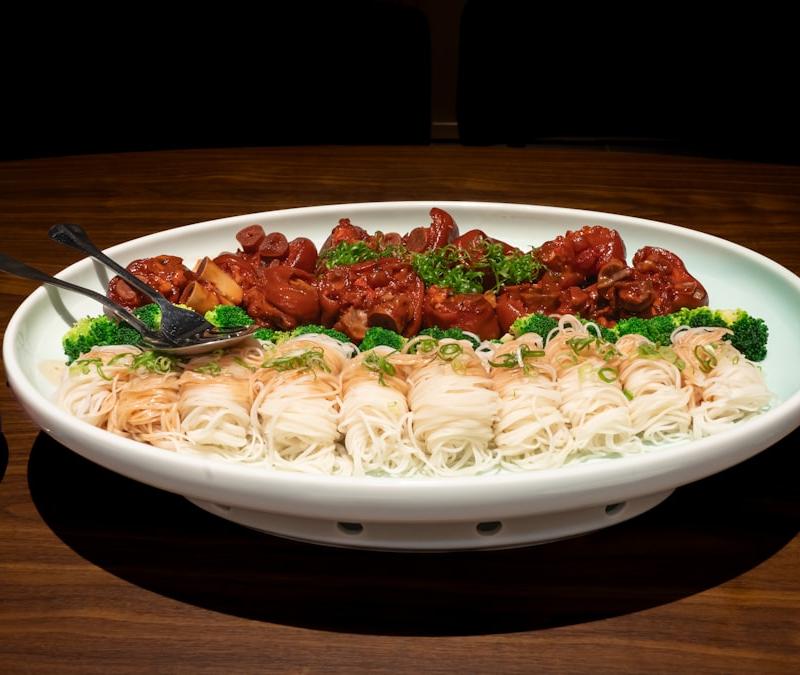 Cold Somen with Spicy Pork & Crispy Broccoli