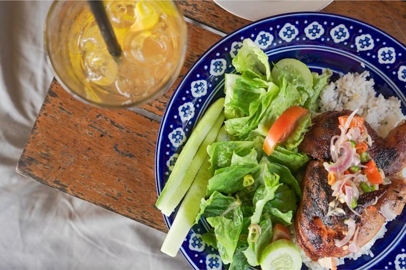 Com Ga Xoi Mo (Vietnamese Chicken Rice)