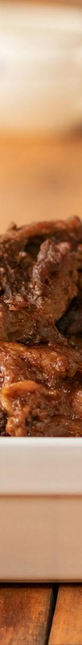 Corfu Beef in Tomato-Wine Sauce