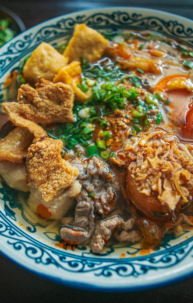 25-Min Crab Noodle Soup with Tamarind