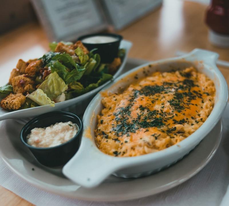 Crawfish Mac and Cheese with Cajun Kick