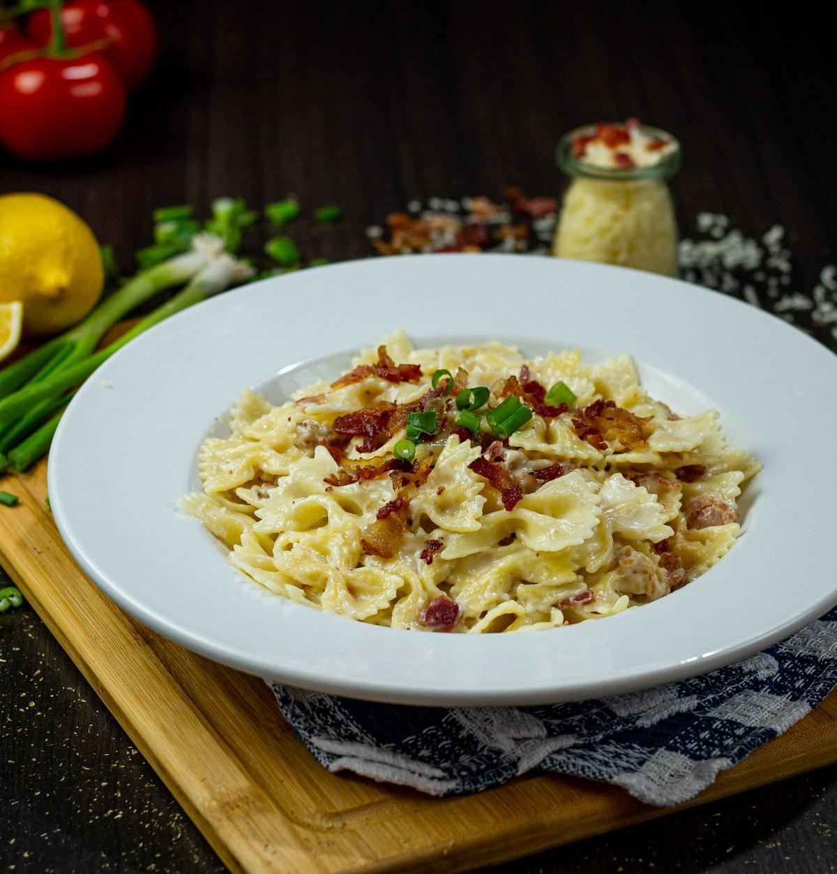 Creamy Bacon Ranch Pasta with Chicken