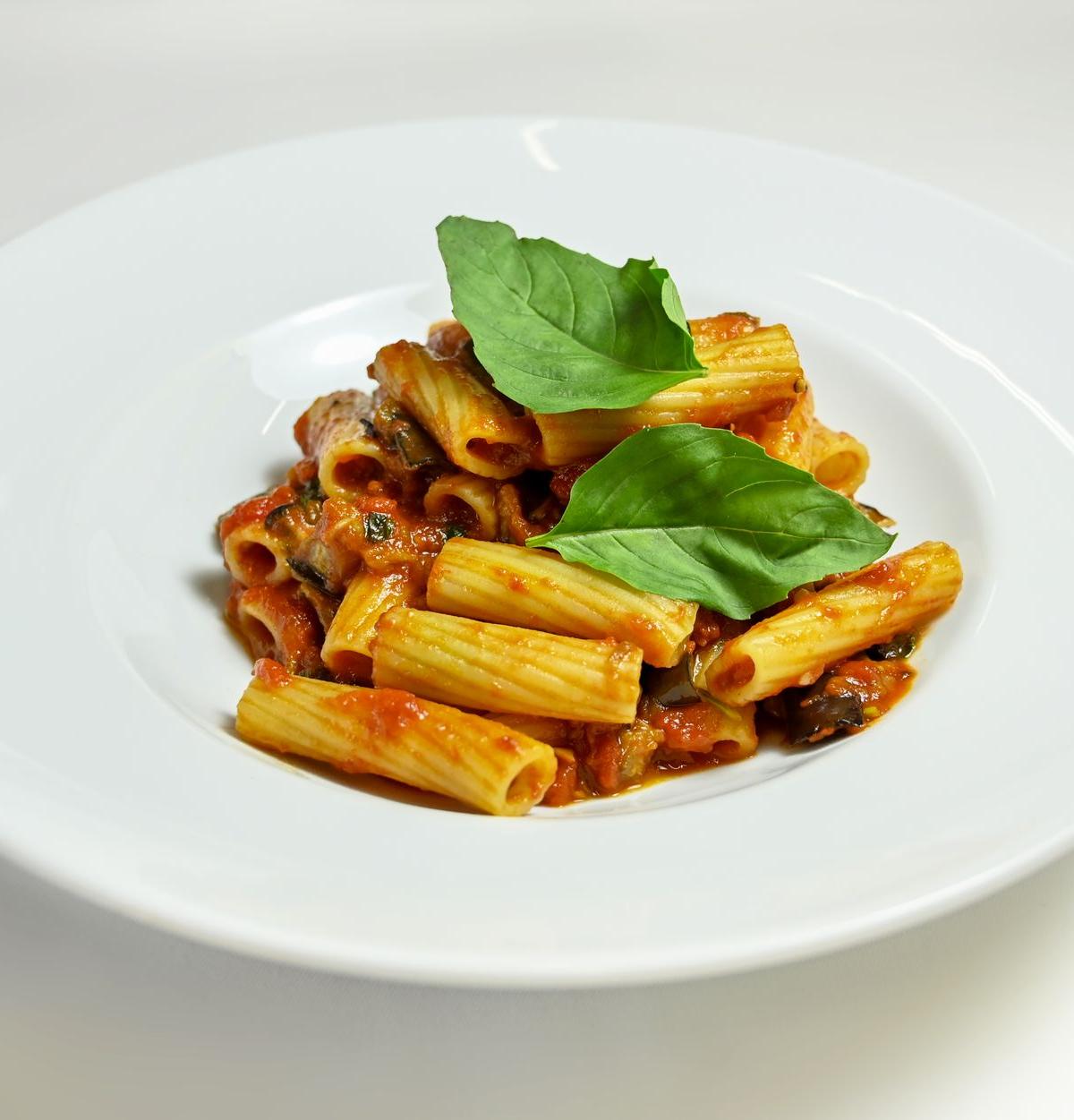 20-Min Creamy Beef & Tomato Rigatoni