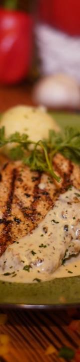 Creamy Chicken (Pollo a la Crema)