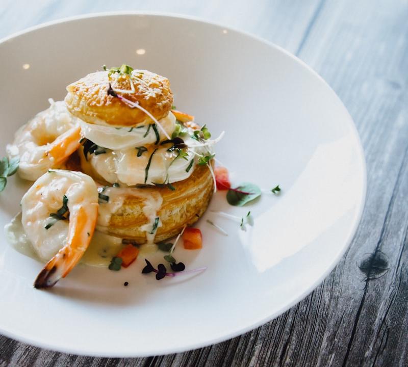 Creamy Chicken Vol-au-Vent Cups