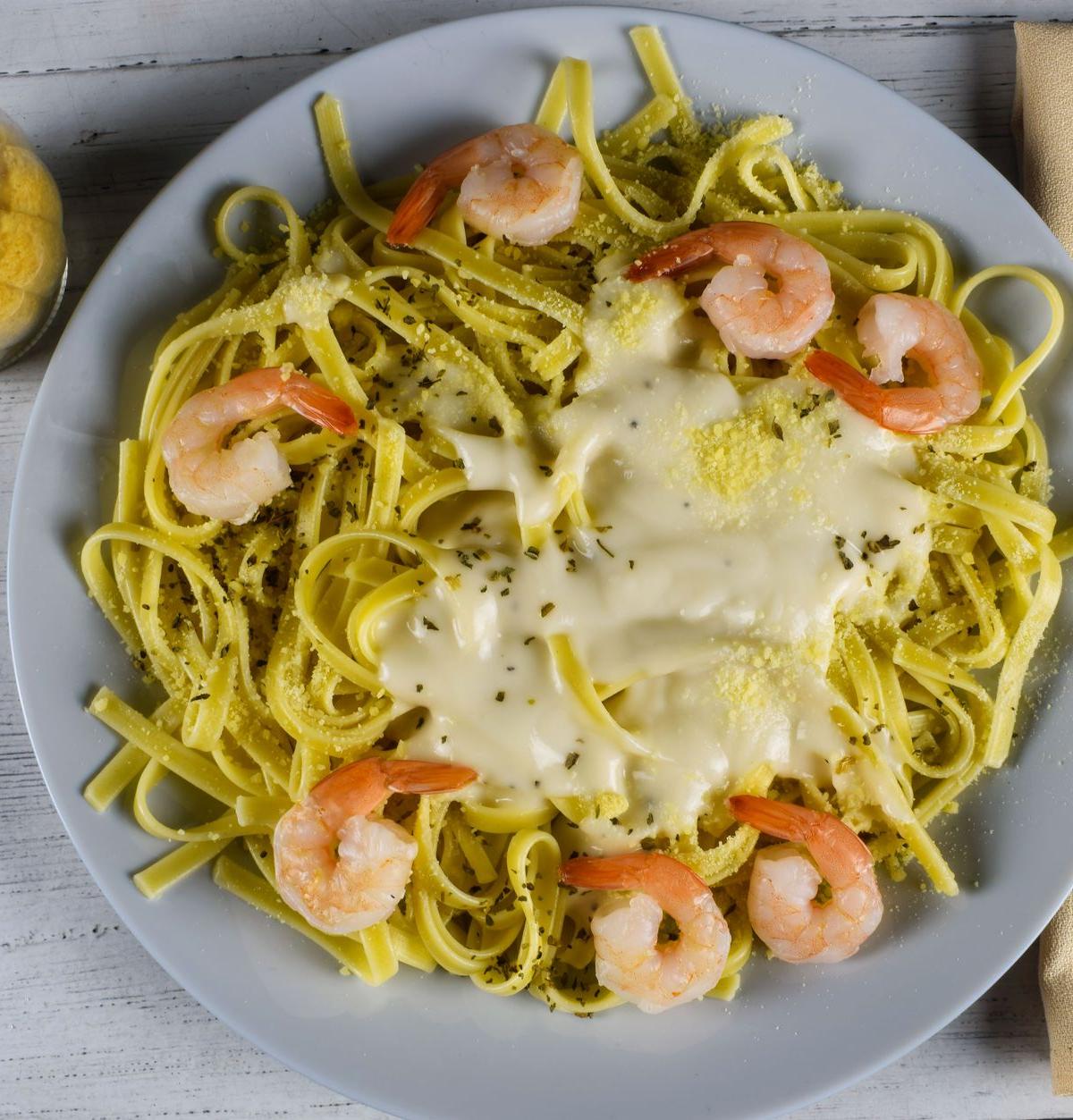 Creamy Fettuccine Alfredo