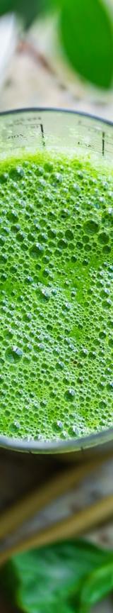 Creamy Green Smoothie with Spinach & Banana