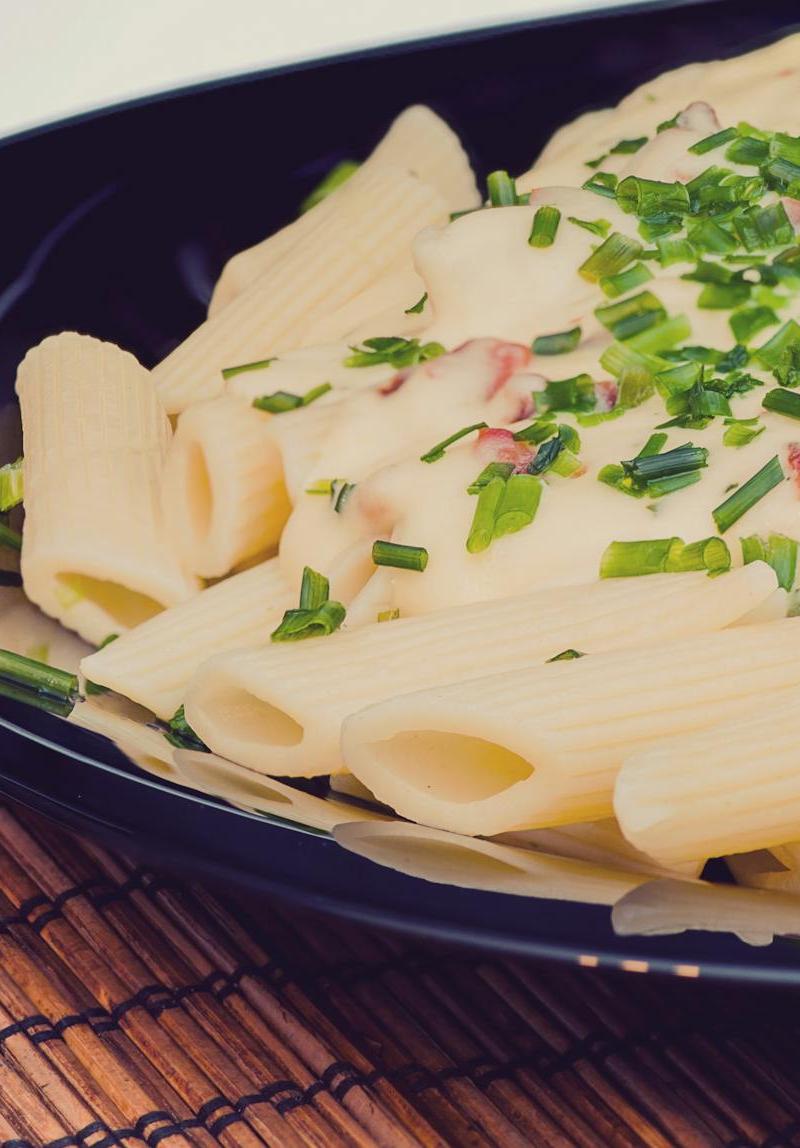Creamy Herb Pasta Salad