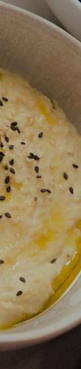 Creamy Israeli Hummus Bowl