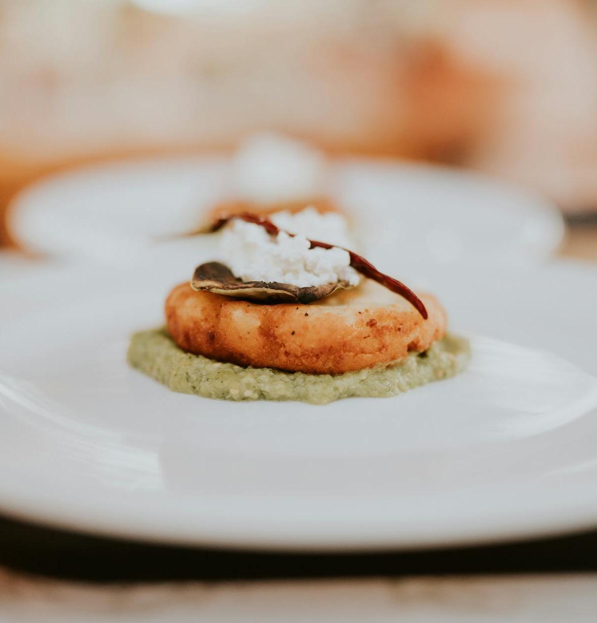 Creamy Kaymak with Crispy Bread