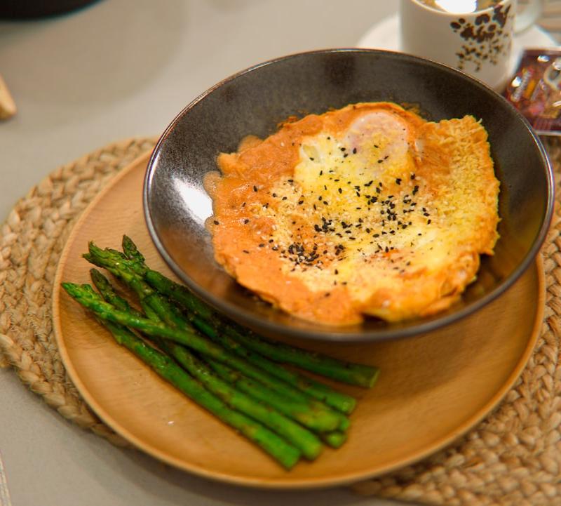 Creamy Rose Tteokbokki with Pork & Asparagus