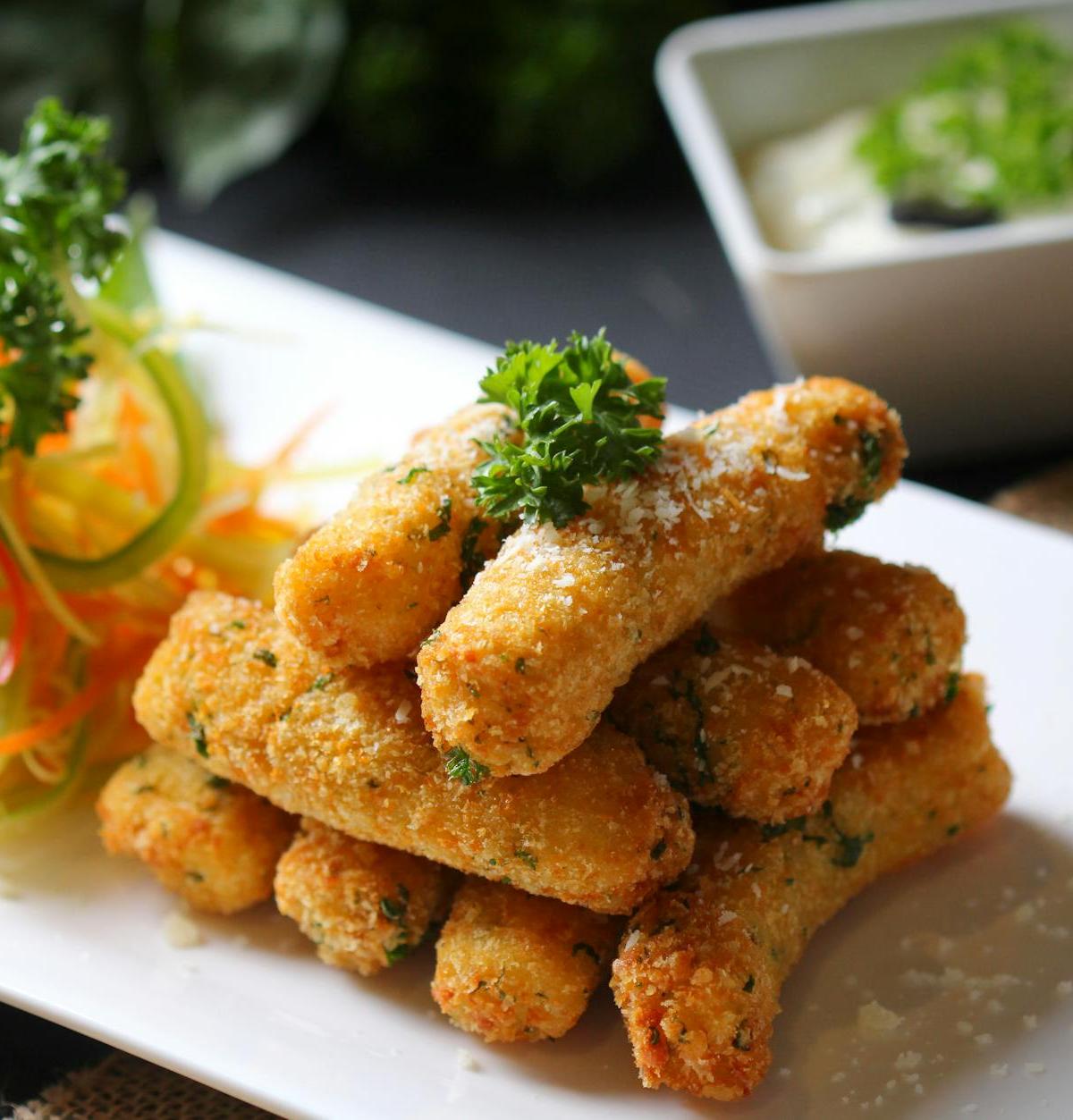 Crispy Air Fryer Mozzarella Sticks with Fresh Slaw