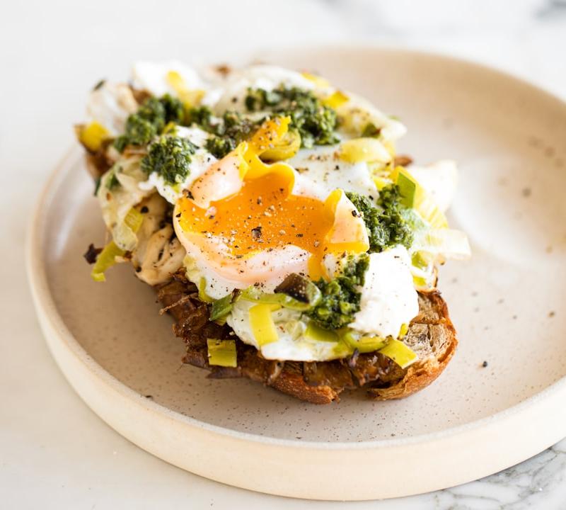 Crispy Avocado Egg Toast