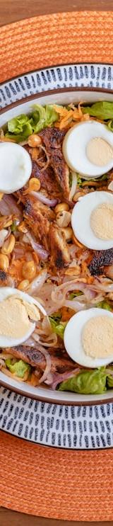 Crispy Bacon & Egg Salad