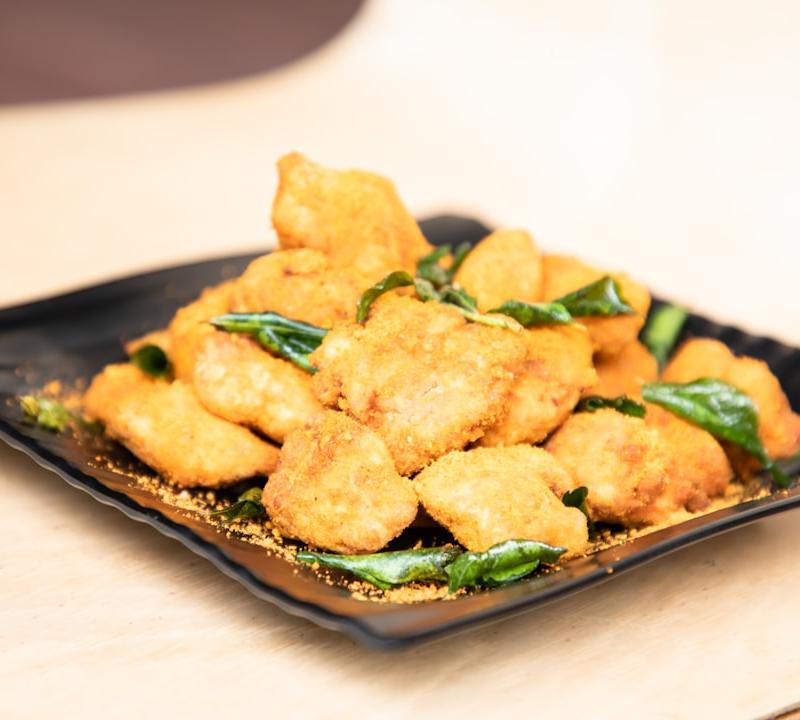 Crispy Basil Popcorn Chicken