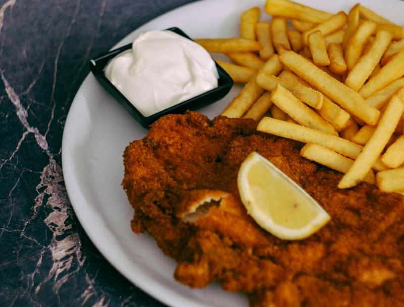 Crispy Beef Cutlet with Lemon