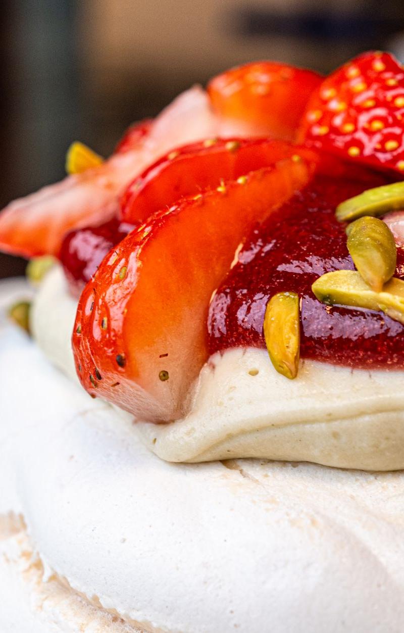 10-Minute Crispy Berry Pavlova Nests