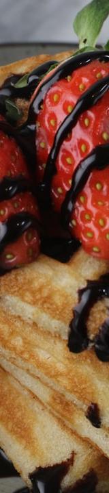 Crispy Buttermilk Waffles