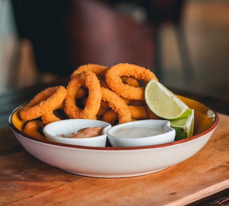 Crispy Calamares with Lime & Aioli