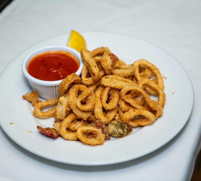 Crispy Calamari with Marinara & Lemon