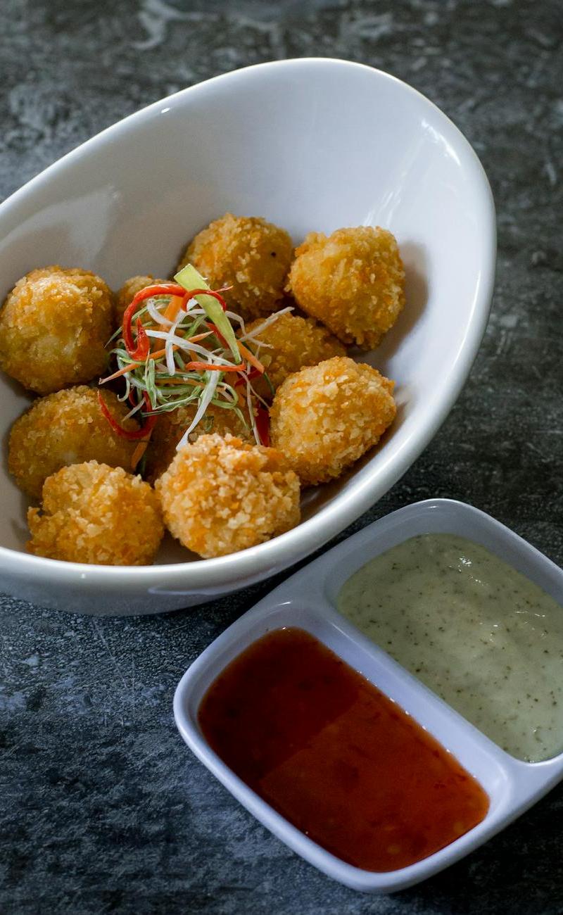 Crispy Cheese Ball with Dipping Sauces