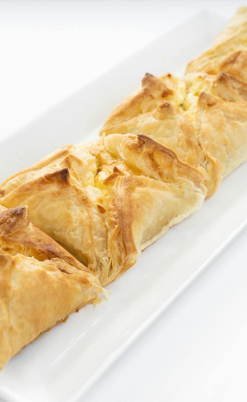 20-Min Crispy Cheese & Spinach Pie