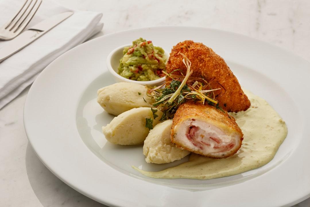 20-Min Crispy Chicken Cordon Bleu with Mashed Potatoes