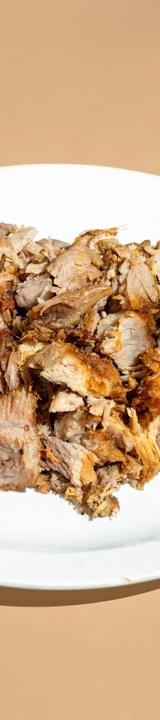 Crispy Chicken Doner with Garlic Sauce