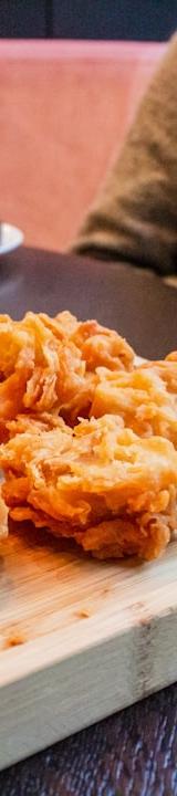 Crispy Chicken Pakora with Mint Yogurt