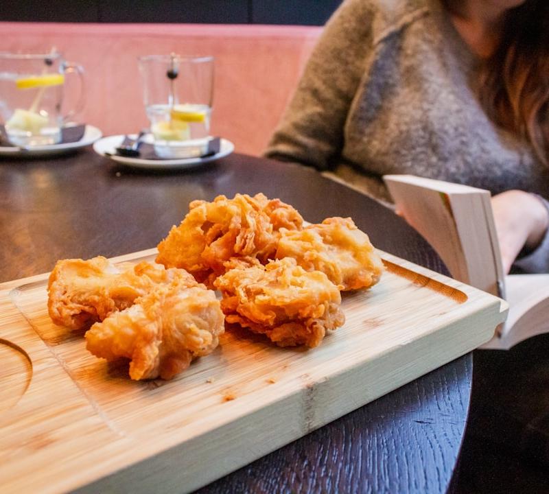 Crispy Chicken Pakora with Mint Yogurt