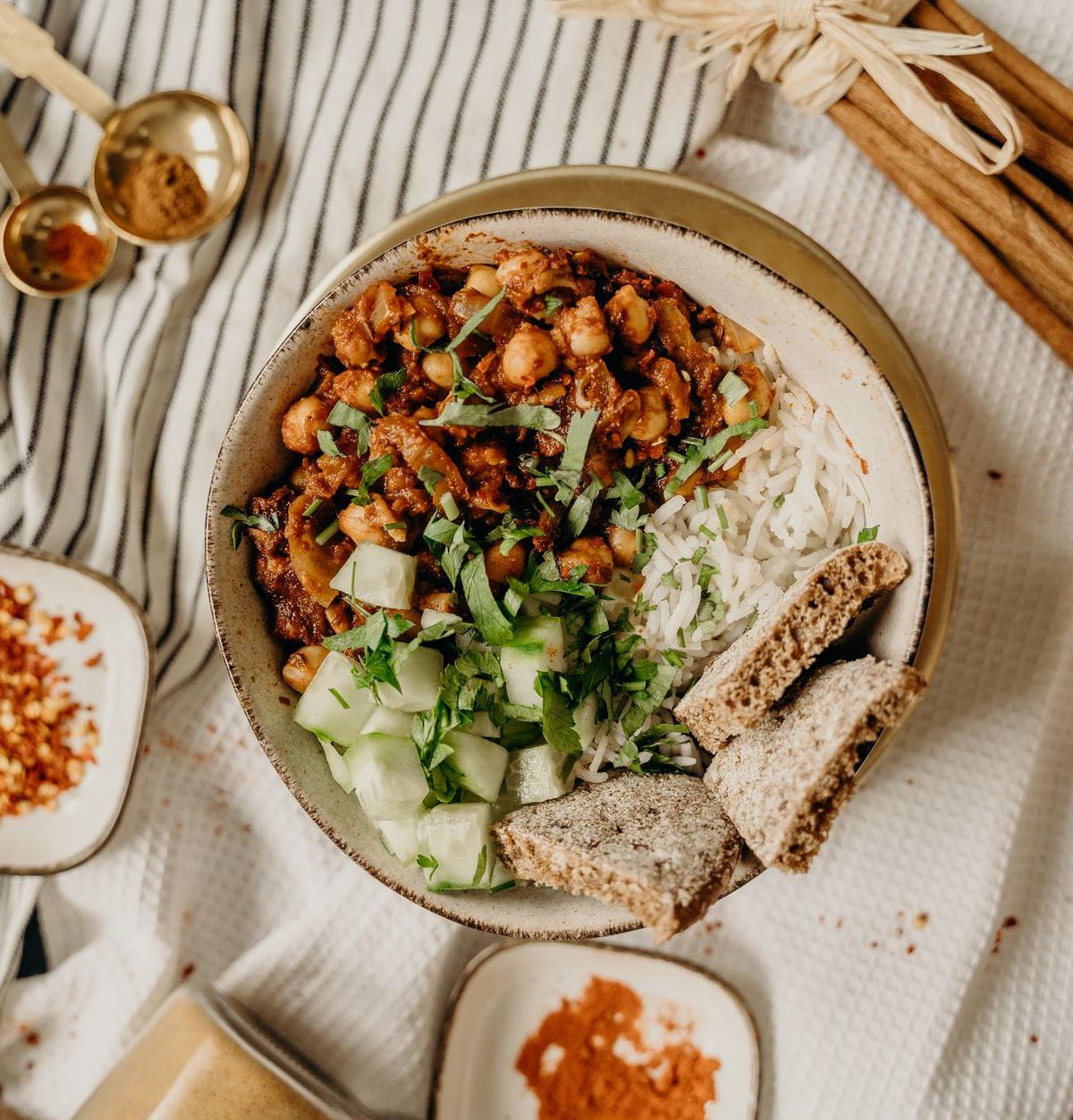 Crispy Chickpea Tikka Masala Rice Bowl