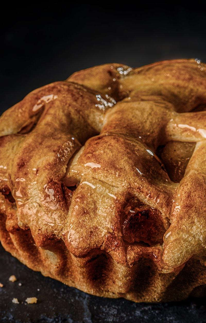 10-Min Crispy Cinnamon Apple Hand Pies