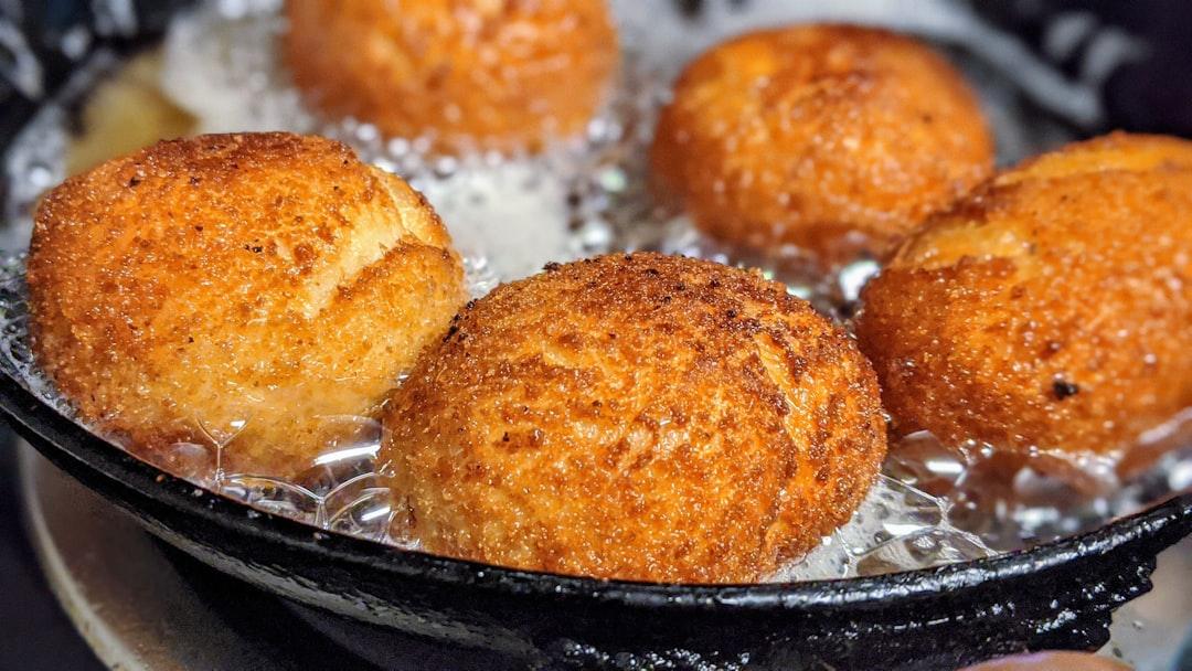 Crispy Cornmeal Hush Puppies