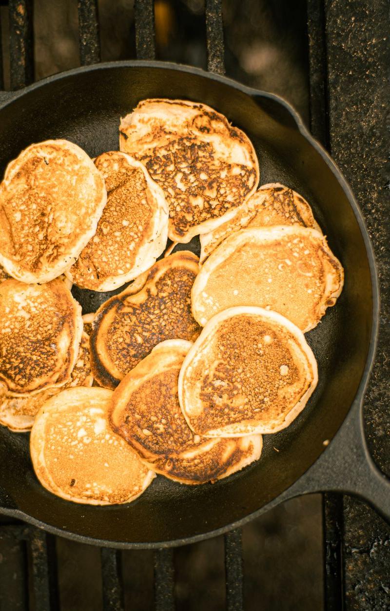 Crispy Cornmeal Johnnycakes