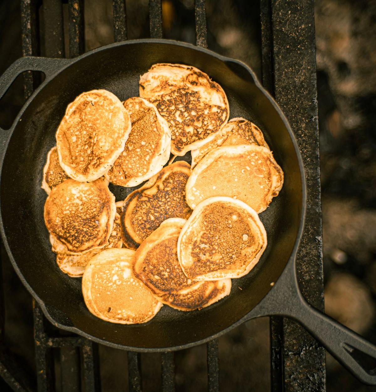 Crispy Cornmeal Johnnycakes