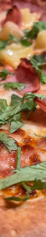 Crispy-Crust Hawaiian Pizza in 25 Minutes