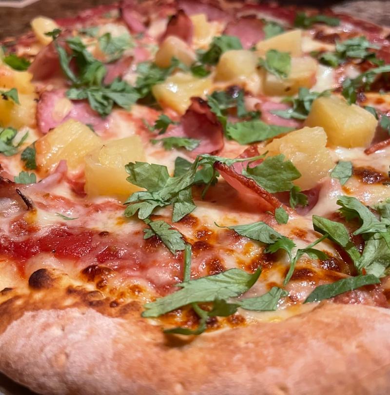 Crispy-Crust Hawaiian Pizza in 25 Minutes