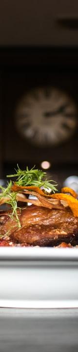 20-Minute Crispy Duck with Garlic & Rice