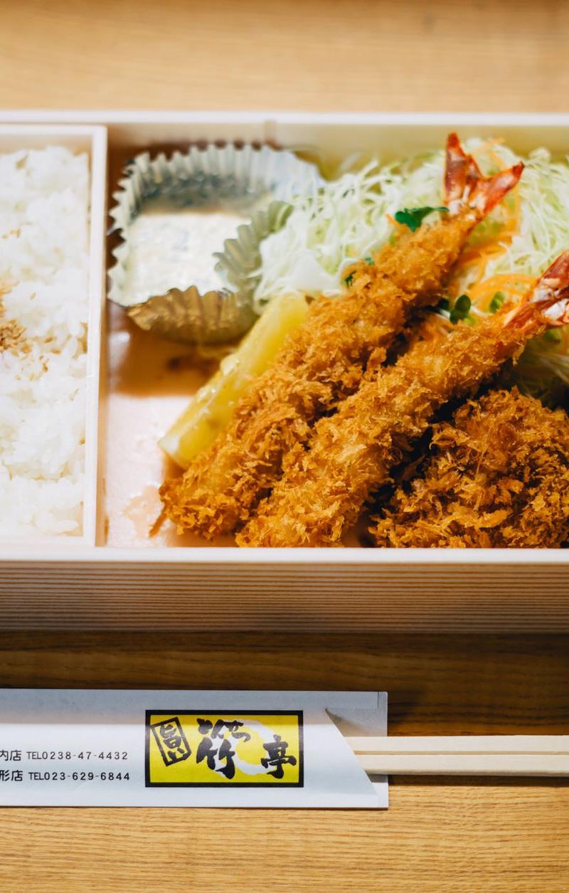 Crispy Ebi Fry with Cabbage & Rice