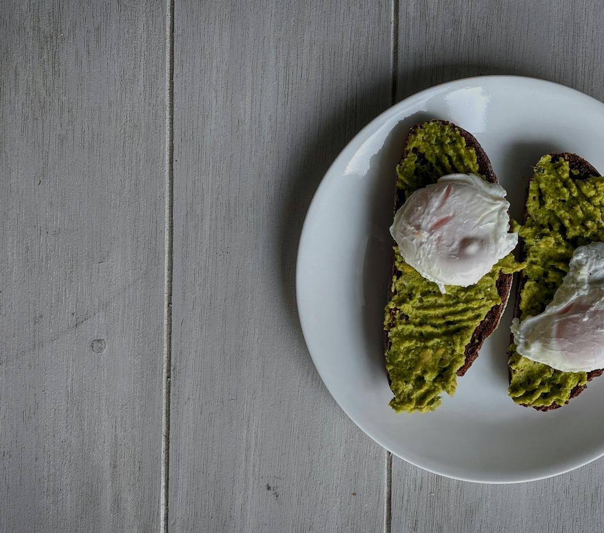 Crispy Egg & Smashed Avocado Toast