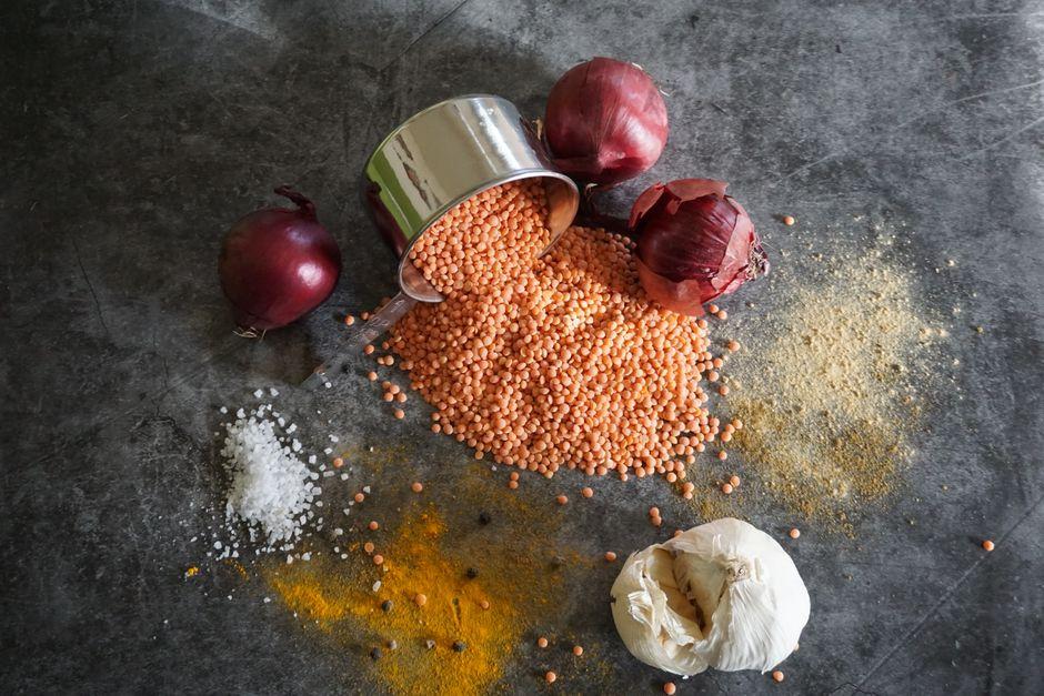 Crispy Fatira with Spiced Lentils