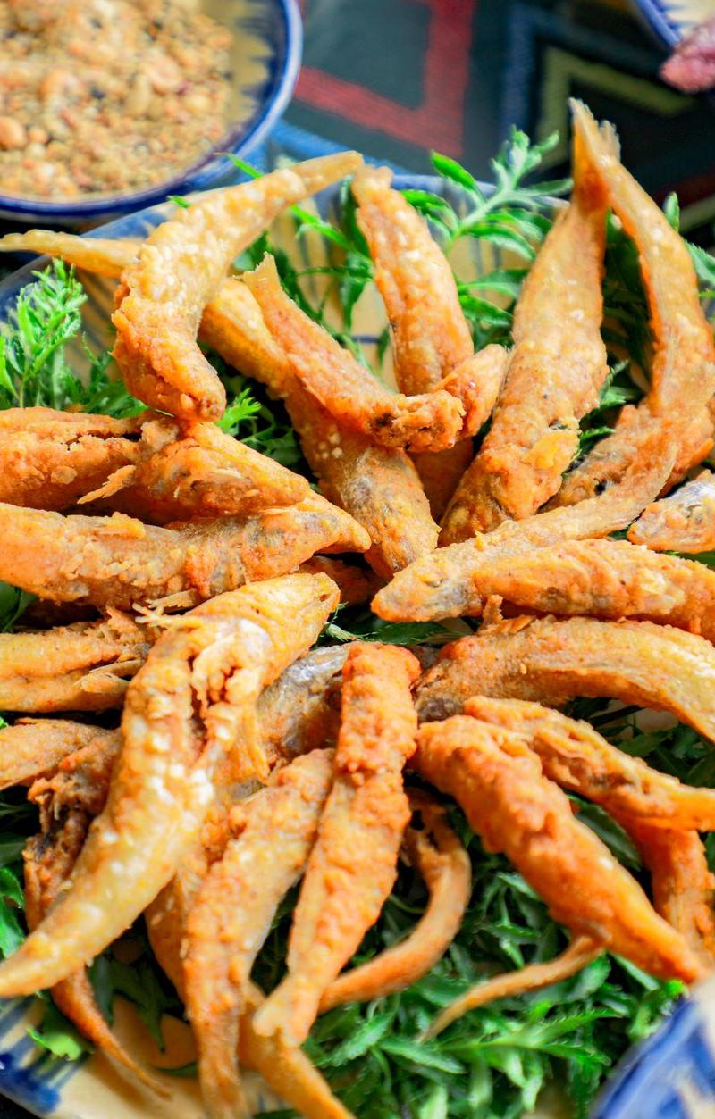 Crispy Fish in Dill Sauce