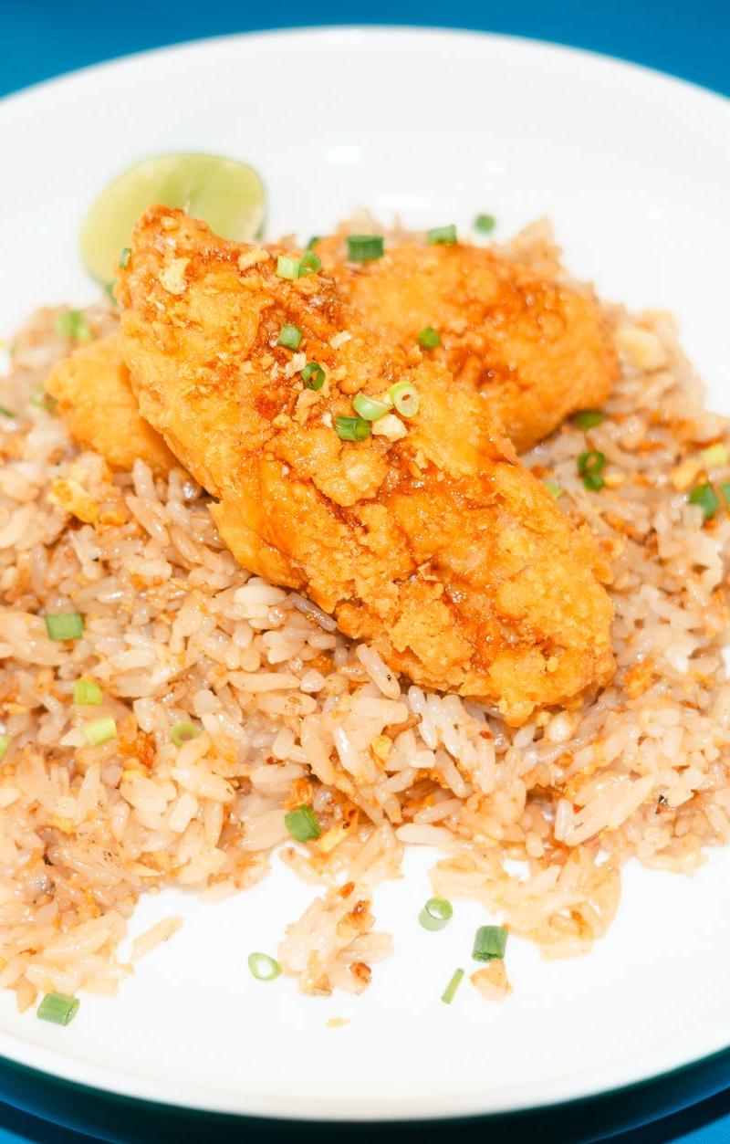 Crispy Garlic Chicken & Rice — Cơm Gà Chiên