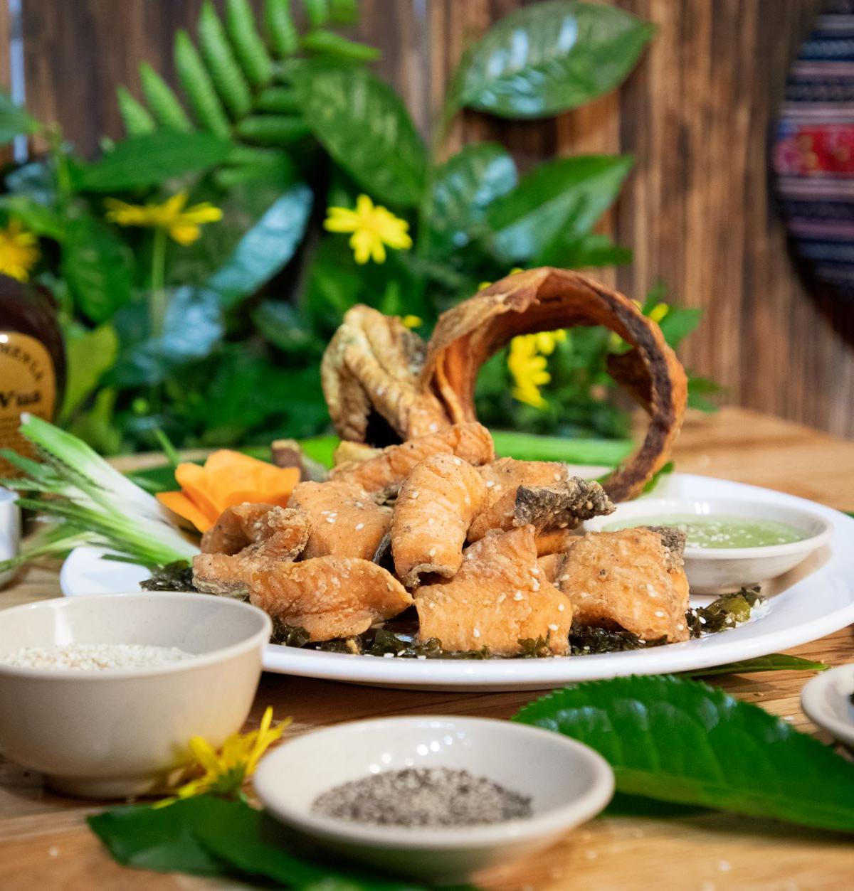 Crispy Garlic Fish with Dipping Sauce