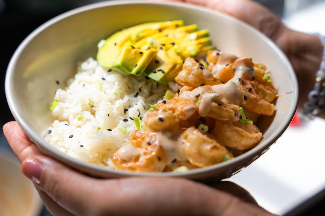 Crispy Garlic Shrimp & Avocado Rice Bowl
